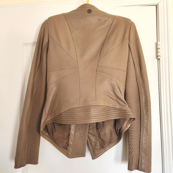 Only sheepskin leather jacket, Size S, lightly worn - Picture 3 of 14